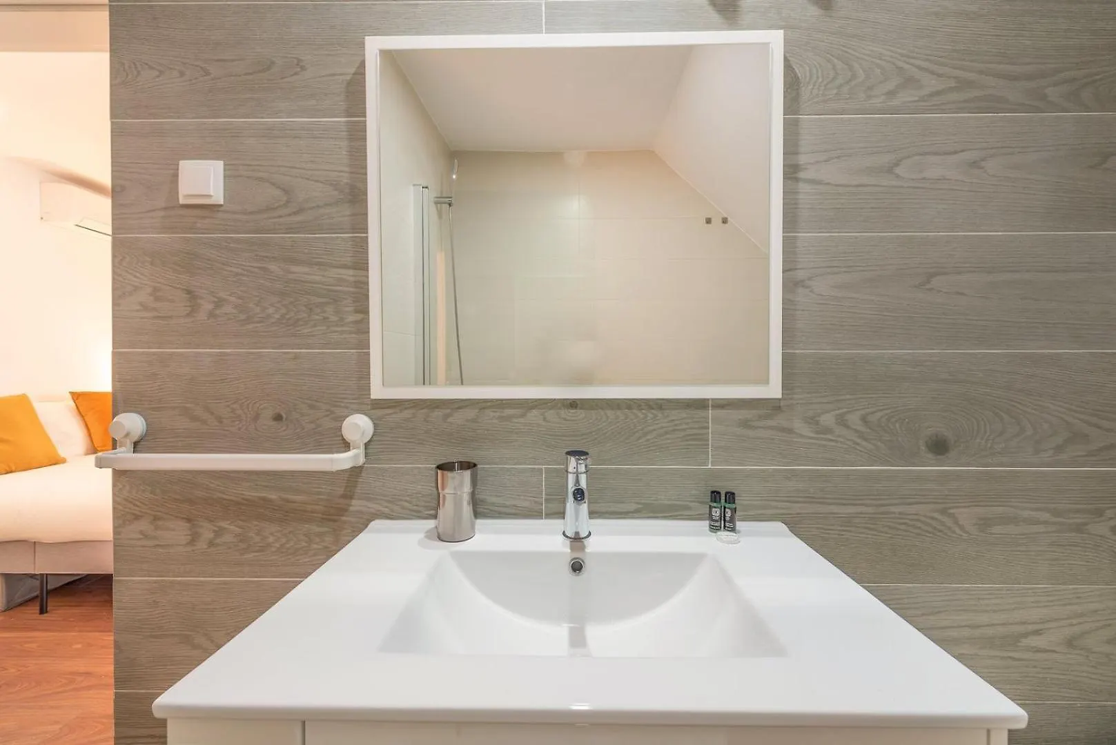 Apartment Guestready - Delightful Studio In Campo De Ourique Lisbon Portugal